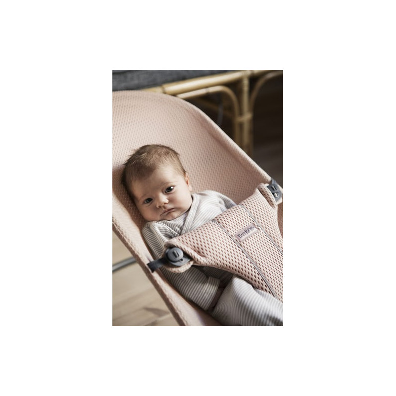hamaca bliss mesh de babybjorn para bebés de 0 a 2 años.