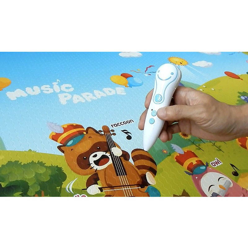 alfombra para juegos musical sound music parade de la marca dwinguler. El talking pen ayuda a aprender de manera interactiva.