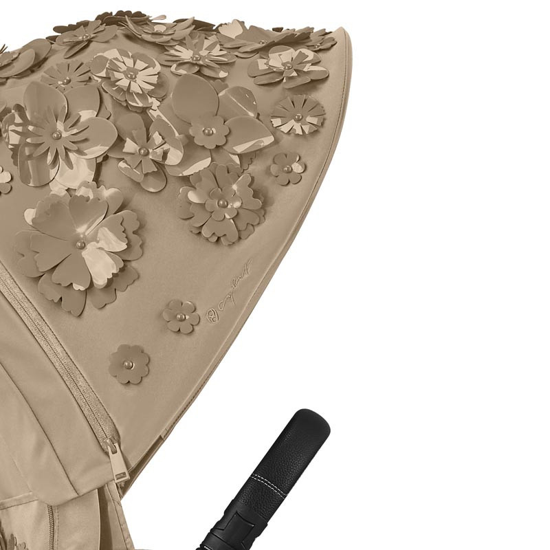 silla de paseo priam de la colección simply flowers de cybex en el color nude beige