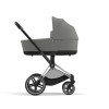 Cochecito PRIAM 2022 de Cybex en color soho grey y chasis chrome black.