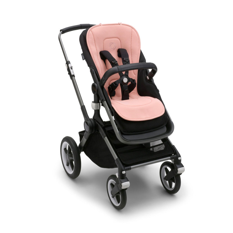 Colchoneta integral 2022 de Bugaboo, tejido súper suave con efecto Cooldry.