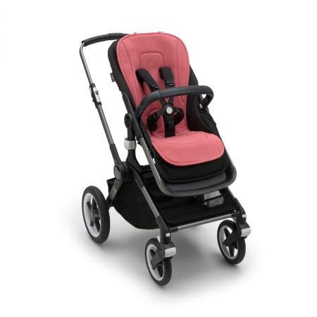 Colchoneta integral 2022 de Bugaboo, tejido súper suave con efecto Cooldry.