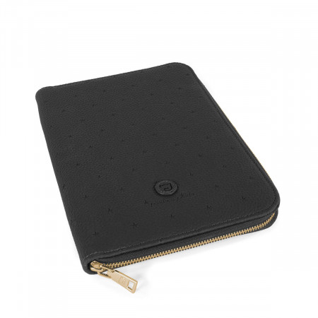 Portadocumentos London de Pasito a pasito, cuenta con un práctico cierre de cremallera.