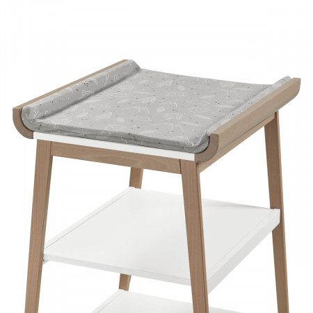 Mueble cambiador Doco Sleeping de Cotinfant en color blanco natural, con colchoneta y funda natura gris perla.