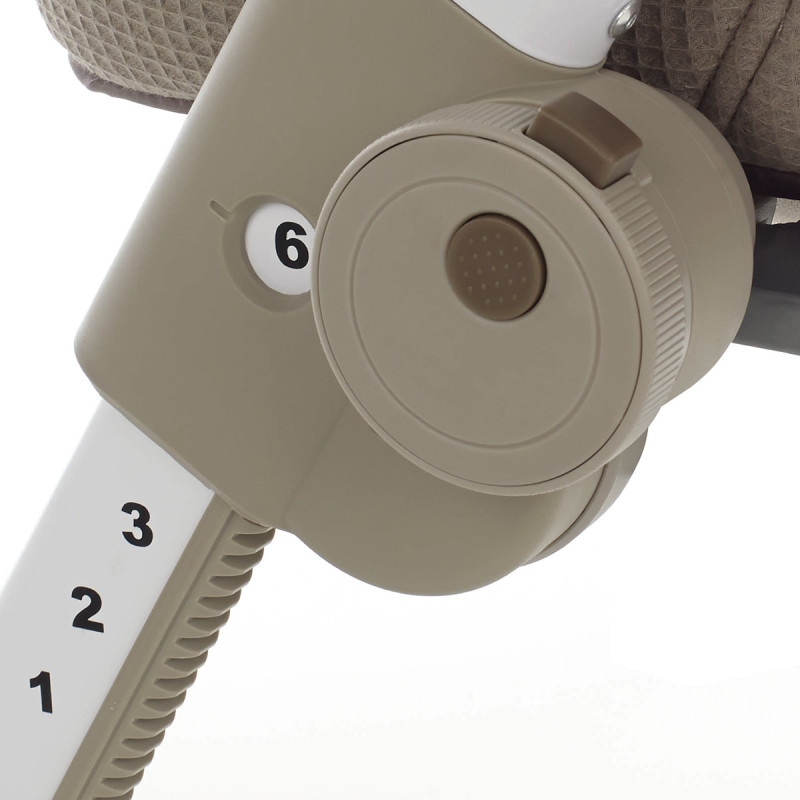 Cuna colecho baby side II Jané dispone de un regulador de altura para el colchón (6 alturas).