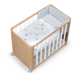 Minicuna completa Doco Sleeping Wood de Cotinfant, textil stars gris.