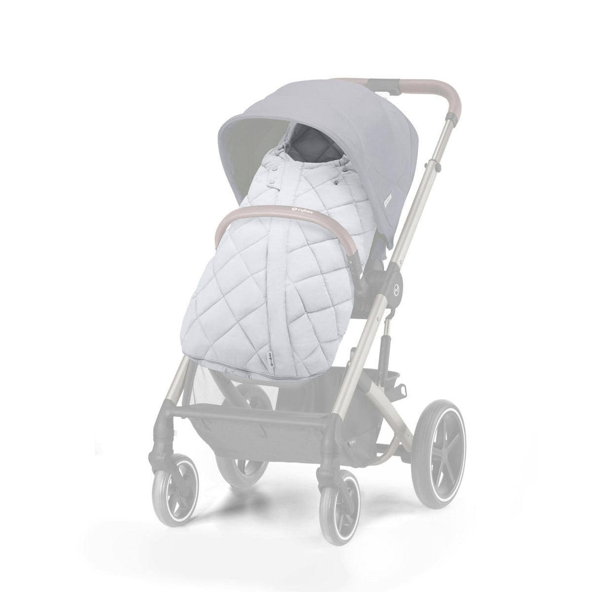 Saco de silla universal Snooga 2 de Cybex, para cualquier estación del año, se adapta perfectamente a cualquier silla de paseo.