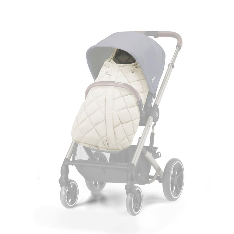 Saco de silla universal Snooga 2 de Cybex, para cualquier estación del año, se adapta perfectamente a cualquier silla de paseo.