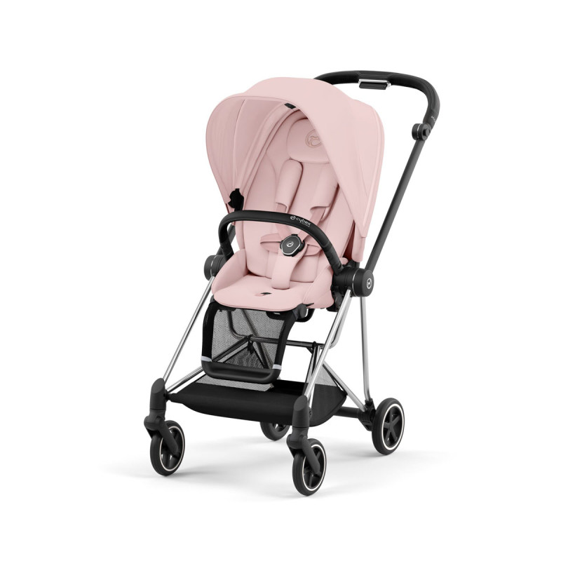 Silla de paseo Mios Platinum de Cybex, chasis chrome black y color de tejidos en peach pink.