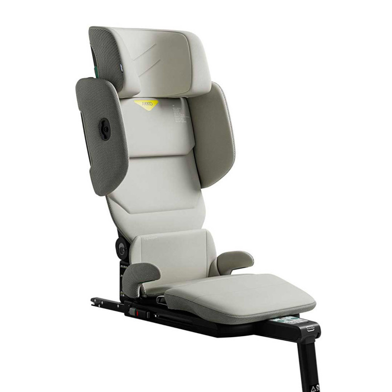 silla de coche axkid up en color beige beachgrass