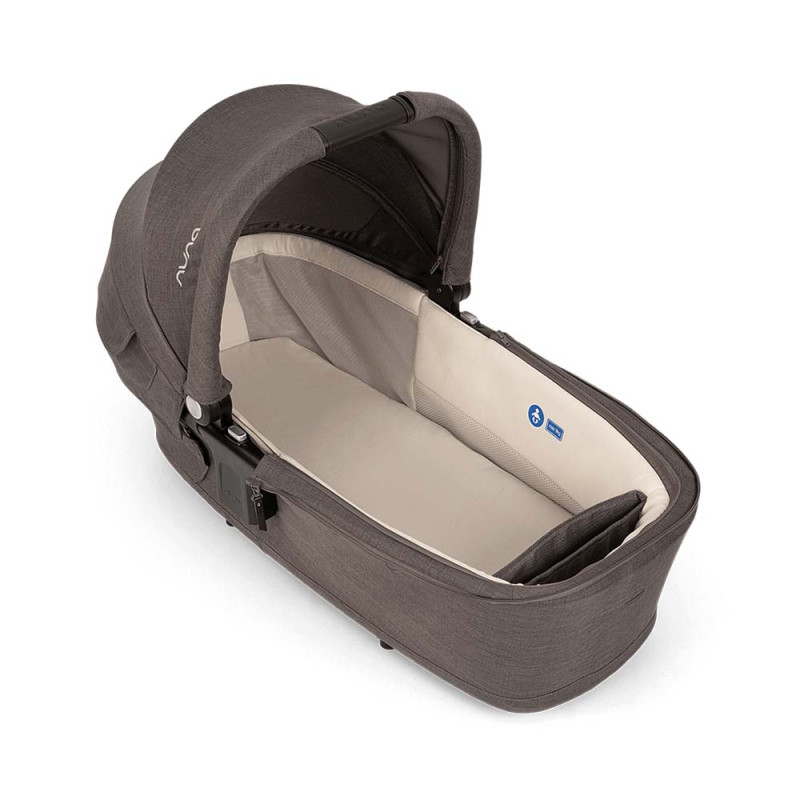 Nuna Triv Next con capazo Lytl...