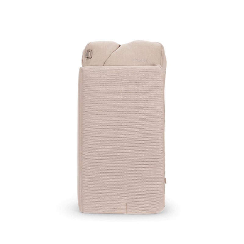 Plegado con funda de Nuna Paal cuna de viaje beige