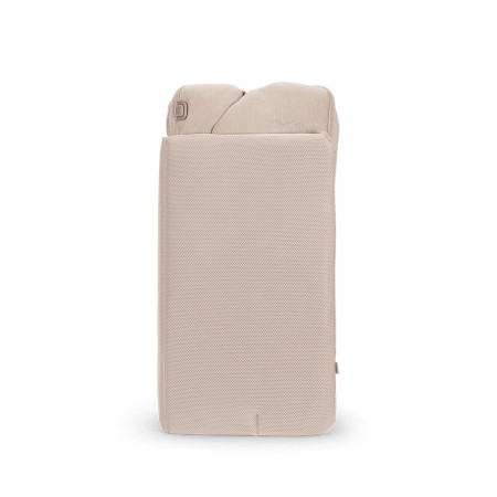 Plegado con funda de Nuna Paal cuna de viaje beige