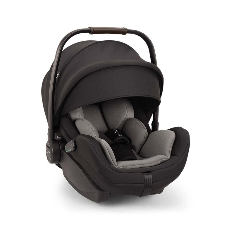 silla de coche arra flex de Nuna en color negro caviar
