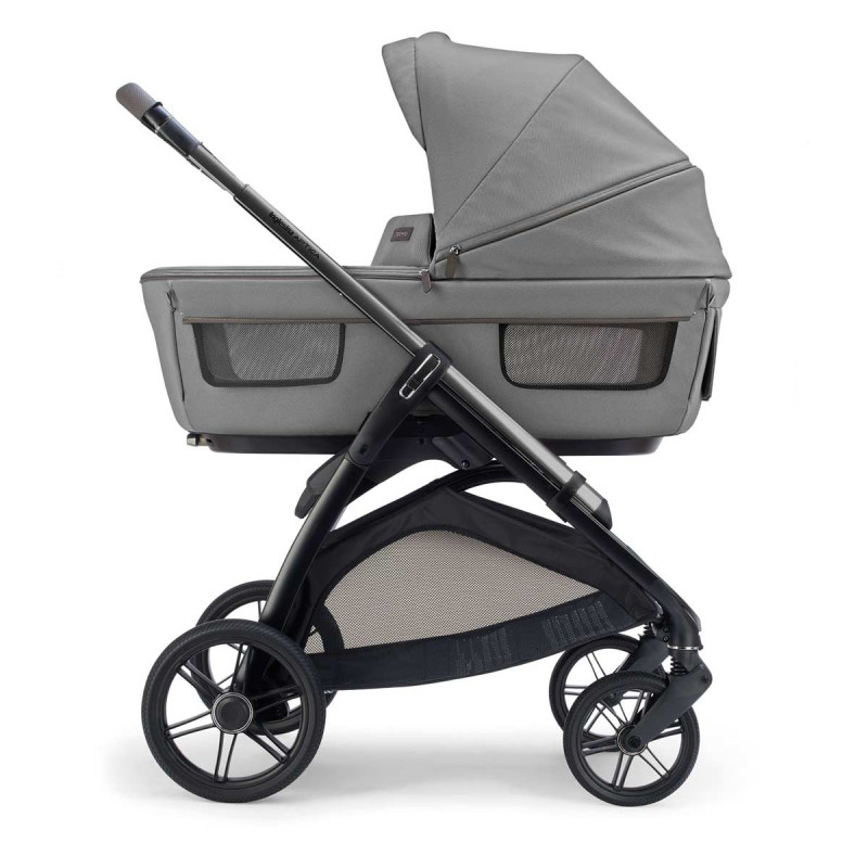 capazo del carrito DUO Aptica de Inglesina en gris crystal grey