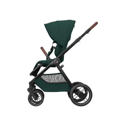 vista lateral de la silla de paseo del carrito de bebé Oxford+ de Maxi-Cosi en verde twillic green
