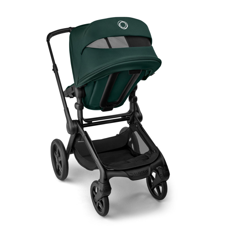 capota colocada en carrito bugaboo fox 5 renew en verde fern green