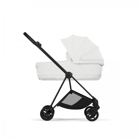 cochecito mios style de Cybex con chasis matt black en blanco off white
