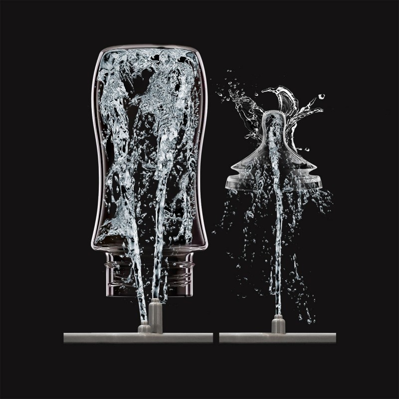 imagen que muestra cómo van los chorros de agua dentro del lavabiberones para que así queden todos bien limpios