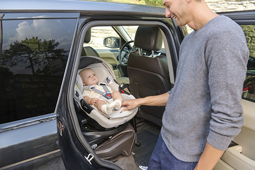 silla para coche del model aptica de inglesina